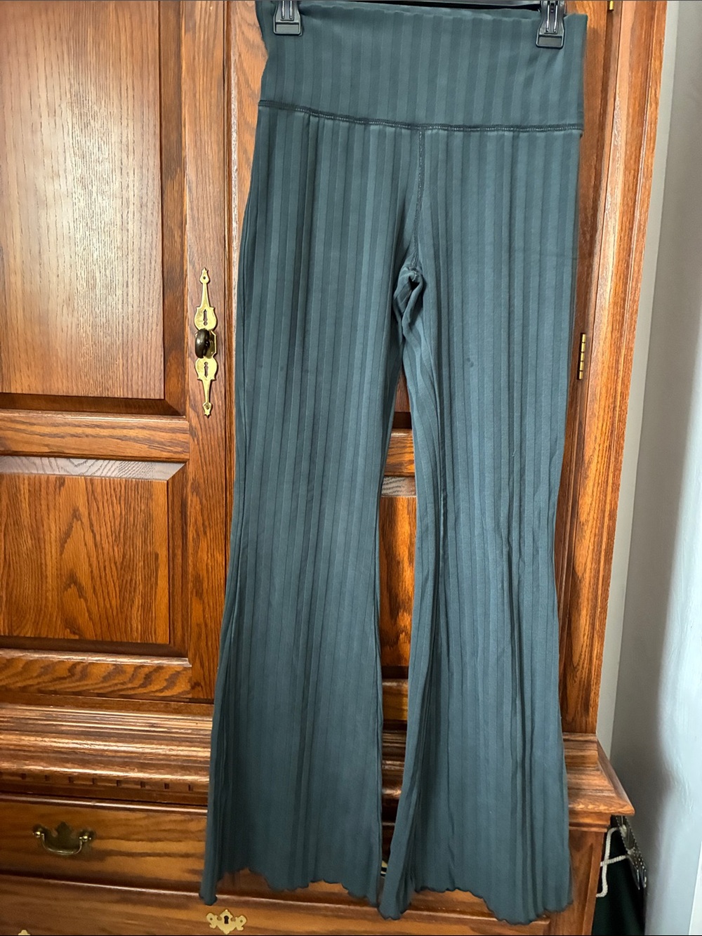 OFFLINE High-Rise Wide-Leg Ribbed Pants